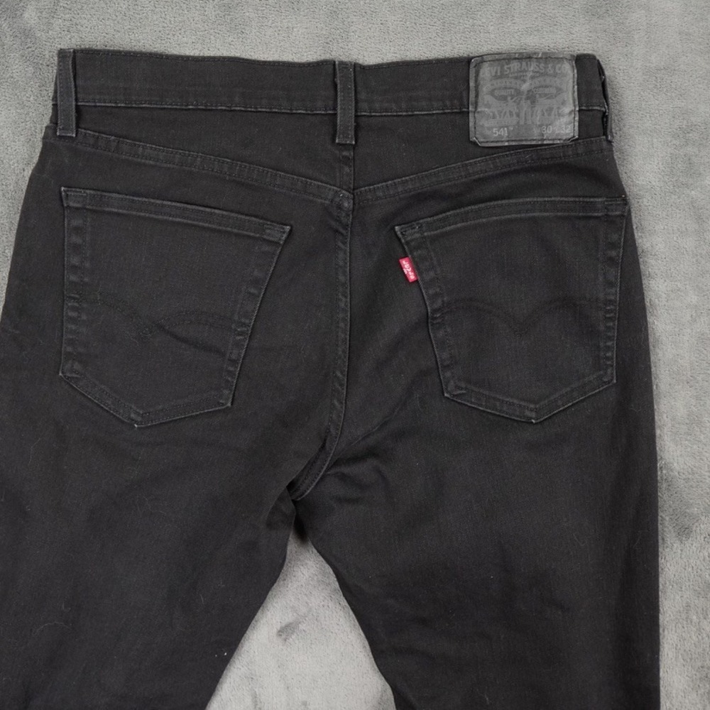 Levi's 541 Athletic Taper Jeans Mens 30x32 Actual 30x31 Black Denim Pants - Picture 6 of 11